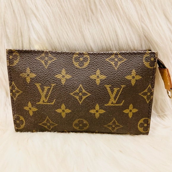 Louis Vuitton Handbags - Authentic Louis Vuitton Cosmetic Pouch Bag #4.7m